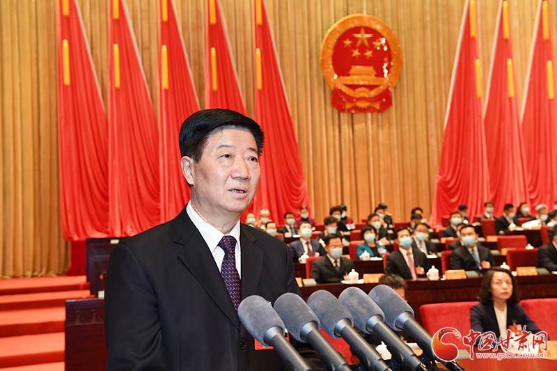 凯发k8省十三届人大四次会议举行第二次全体会议